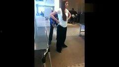 女生打女生的屁屁视频,女生间打屁屁视频引发热议